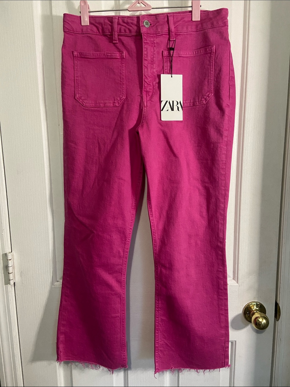 ZARA Women's Straight-Leg Jeans in Bright Fuchsia